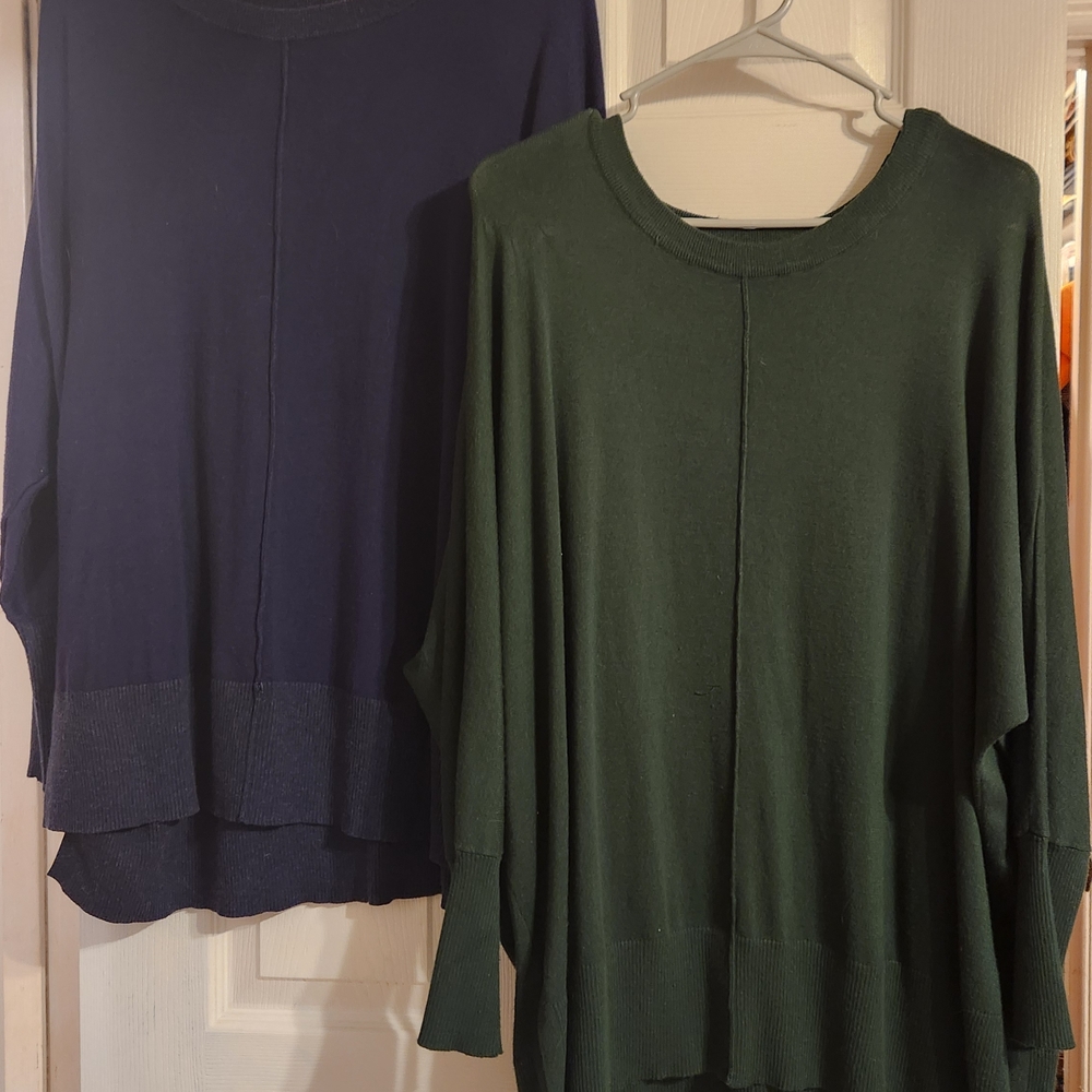 Women's Green and Navy Sweater Set